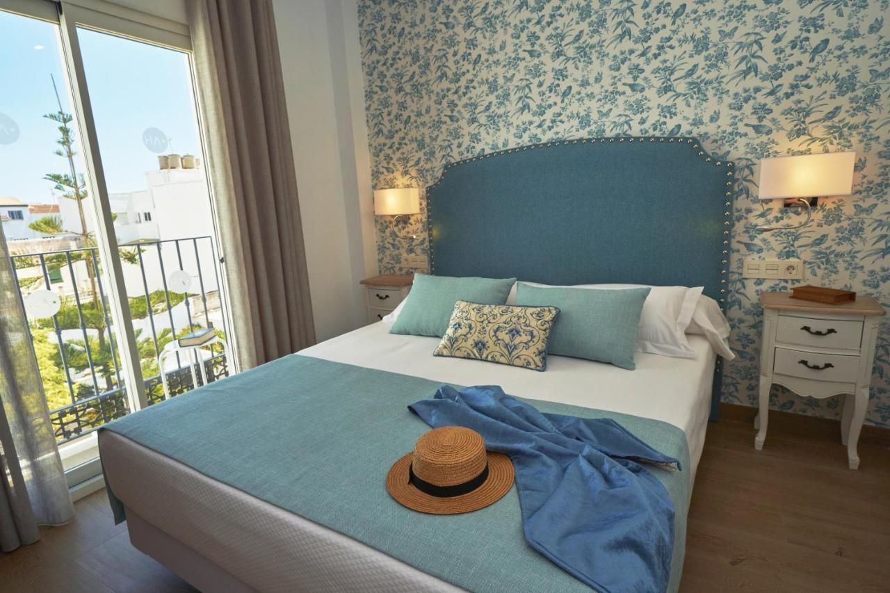 Hostal Boutique Aurora Nerja Exterior photo