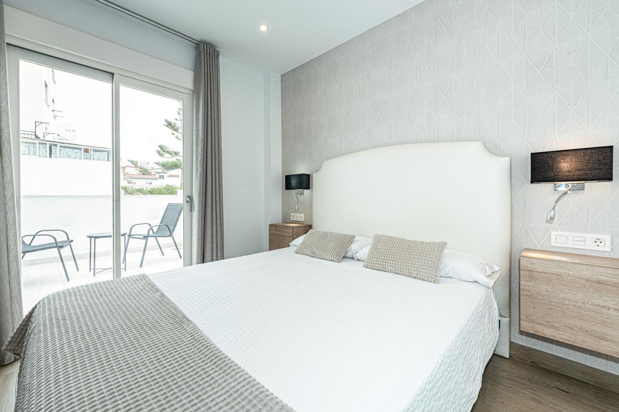 Hostal Boutique Aurora Nerja Exterior photo